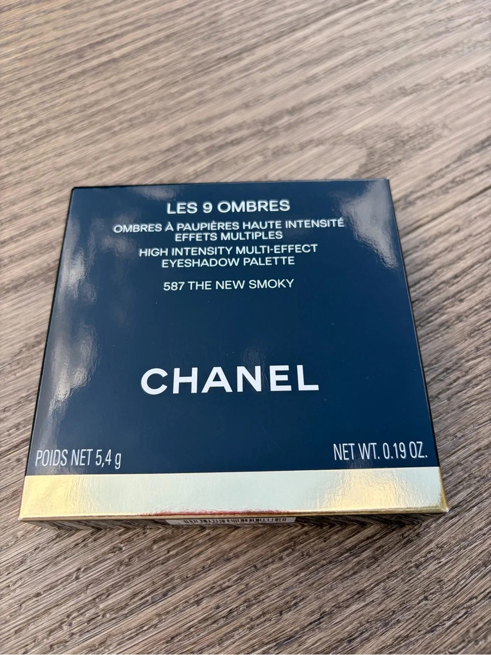 LES 9 OMBRES LIMITED EDITION - High Intensity Multi-Effect Eyeshadow Palette